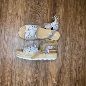 Women’s Platform sandals
